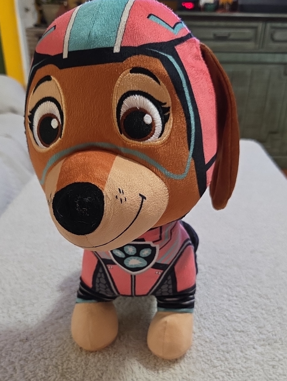 GUND PAW PATROL SKYE STUFFED PLUSH TOY